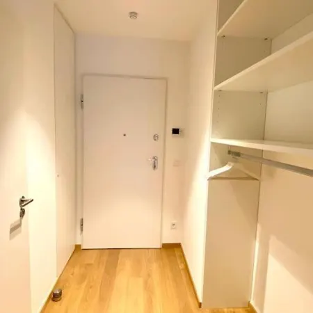 Apartamento Chic One Bedroom Flat W Terrace&parking Luxemburgo