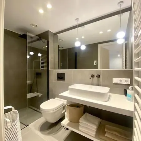 Apartment Chic One Bedroom Flat W Terrace&parking Luxembourg